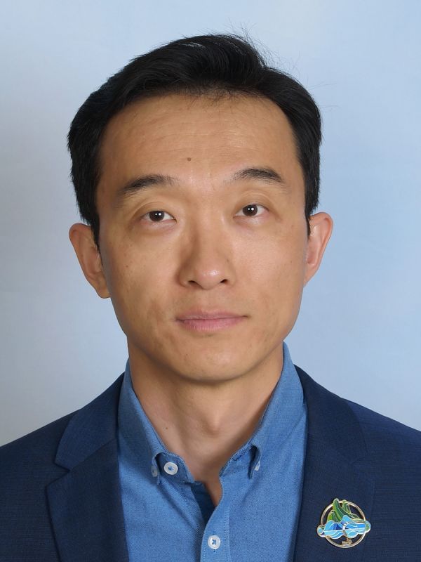 Photo shows the face of UOP faculty member Dr. Long Wang.
